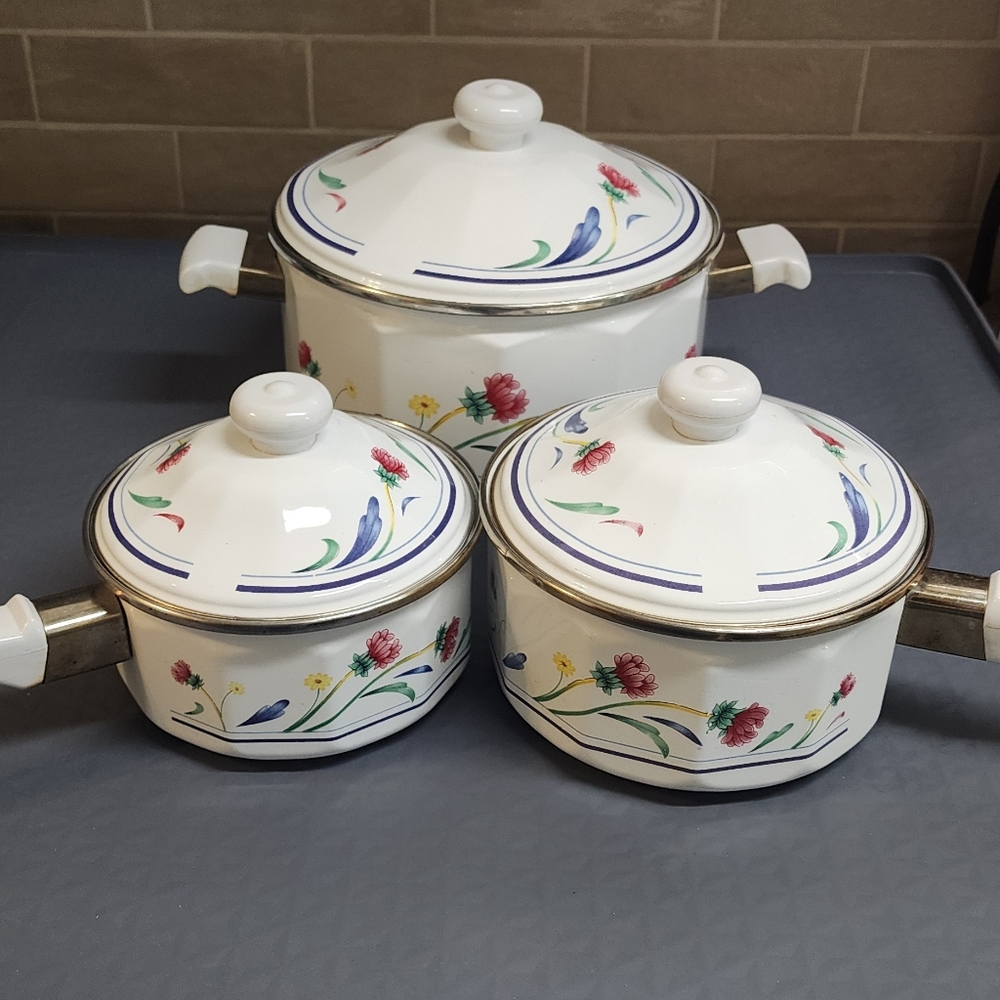 lenox poppies on blue on blue pots and pans on metal 3 pots with lids GREAT COND